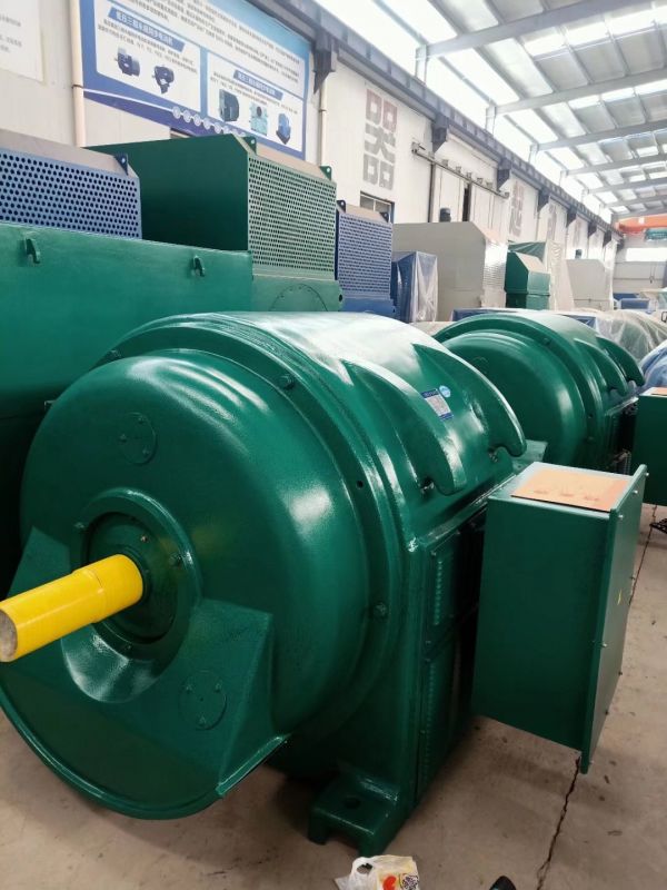 YRT係（xì）列（H560-630）高（gāo）低壓三相異步（bù）電機